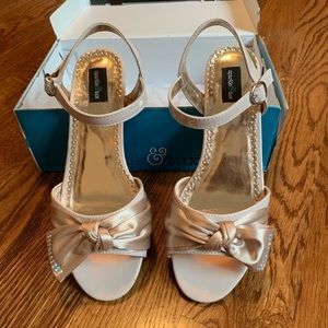 Sparkle & tux Cheri girls dressy shoe